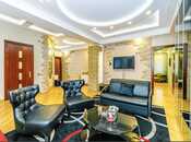 İcarəyə verilir 3 otaqlı yeni tikili 220 m², 28 May m., photo 1 from 8