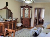 3 otaqlı köhnə tikili - Bakıxanov q. - 85 m²