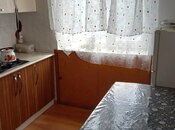 Satılır 1 otaqlı köhnə tikili 45 m², İnşaatçılar m., photo 6 from 8