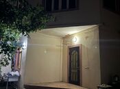 4 otaqlı həyət evi/bağ evi - İnşaatçılar m. - 160 m²