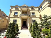 12 otaqlı həyət evi/bağ evi - Nəsimi m. - 900 m²