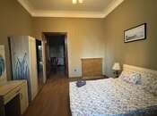 3 otaqlı köhnə tikili - 28 May m. - 80 m²
