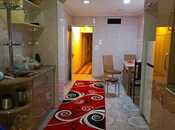 Satılır 3 otaqlı köhnə tikili 120 m², Yasamal q., photo 2 from 8
