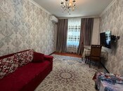 Satılır 2 otaqlı köhnə tikili 65 m², Xalqlar Dostluğu m., photo 2 from 8