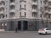 Продаётся 2-комн. вторичка 70 м², м. Сахил, photo 1 from 7