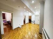 Продаётся 3-комн. новостройка 120 м², м. Кара Караев, photo 1 from 8