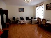5 otaqlı həyət evi/bağ evi - Novxanı q. - 230 m²