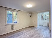 Продаётся 2-комн. вторичка 40 м², м. Иншаатчылар, photo 1 from 8
