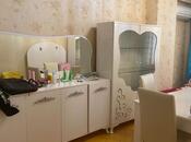 2-комн. новостройка - м. Элмляр Академиясы - 70 м²