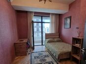 3-комн. новостройка - м. 28 мая - 120 м²