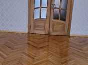 Satılır 3 otaqlı köhnə tikili 85 m², İnşaatçılar m., photo 2 from 8