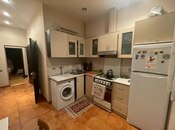 3 otaqlı köhnə tikili - Elmlər Akademiyası m. - 85 m²