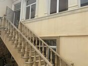 6 otaqlı həyət evi/bağ evi - Şüvəlan q. - 300 m²