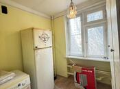 Продаётся 2-комн. вторичка 40 м², м. Элмляр Академиясы, photo 8 from 8