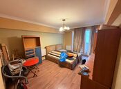 3 otaqlı köhnə tikili - İnşaatçılar m. - 110 m²