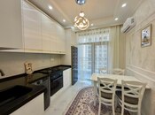 3-комн. новостройка - м. 28 мая - 108 м²