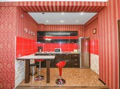 2-комн. новостройка - м. 28 мая - 110 м²