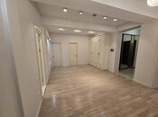 4 otaqlı yeni tikili - İnşaatçılar m. - 196 m²