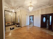 4 otaqlı yeni tikili - 8 Noyabr m. - 168 m²