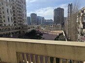 Продаётся 4-комн. новостройка 210 м², м. Низами, photo 4 from 8