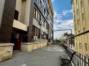 2-комн. вторичка - м. Элмляр Академиясы - 51.7 м²