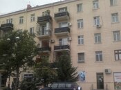 2-комн. вторичка - м. Сахил - 80 м²