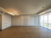 4-комн. новостройка - Сабаильский р. - 240 м²