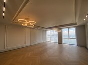 4-комн. новостройка - Сабаильский р. - 240 м²