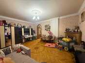 3 otaqlı köhnə tikili - Bakıxanov q. - 80 m²