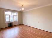3-комн. вторичка - м. Кара Караев - 70 м²