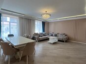 Сдаётся 4-комн. новостройка 210 м², м. Низами, photo 2 from 8