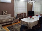 7 otaqlı həyət evi/bağ evi - Qaraçuxur q. - 190 m²
