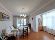 3 otaqlı köhnə tikili - 9-cu mikrorayon q. - 85 m²