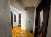 Satılır 2 otaqlı köhnə tikili 65 m², İnşaatçılar m., photo 5 from 8