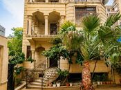 10 otaqlı həyət evi/bağ evi - Gənclik m. - 1000 m²