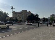 Satılır 4 otaqlı köhnə tikili 100 m², İnşaatçılar m., photo 7 from 8