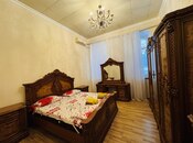 3-комн. вторичка - м. Сахил - 65 м²