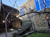 Satılır 6 otaqlı həyət evi/bağ evi 250 m², Avtovağzal m., photo 1 from 8
