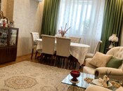 3-комн. новостройка - м. 8 ноября - 130 м²