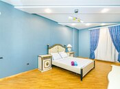 3-комн. новостройка - м. 28 мая - 190 м²