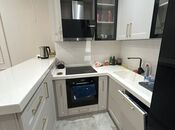 3-комн. новостройка - м. 28 мая - 110 м²