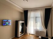 2-комн. новостройка - м. 28 мая - 75 м²