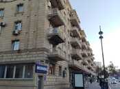 3-комн. вторичка - м. Низами - 70 м²