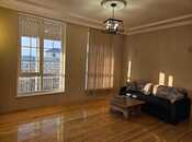 4 otaqlı həyət evi/bağ evi - Pirşağı q. - 300 m²