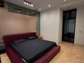 3-комн. новостройка - м. 8 ноября - 148 м²