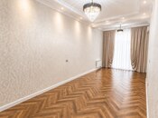 2-комн. новостройка - м. 28 мая - 95 м²