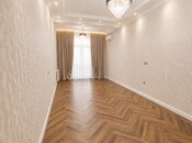 2-комн. новостройка - м. 28 мая - 95 м²