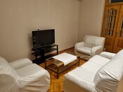 2 otaqlı köhnə tikili - 28 May m. - 70 m²