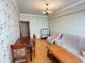 2-комн. вторичка - м. Элмляр Академиясы - 74 м²