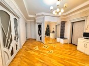 3-комн. новостройка - пос. 8-й мкр - 105 м²